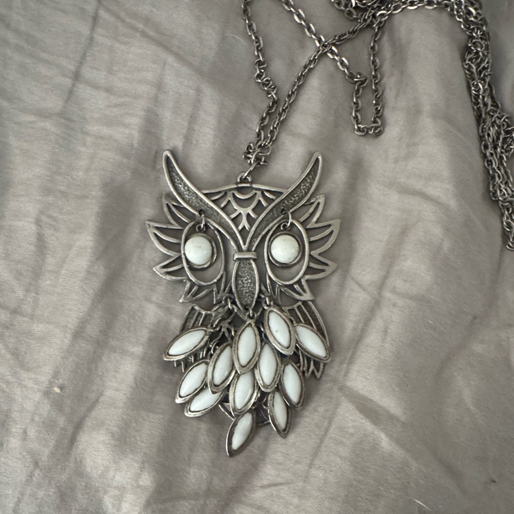 Vintage Silver Owl Pendant Necklace